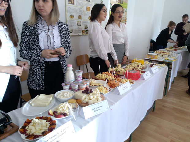 Дан етно пића и сирева Браничевског региона: Вино и сир увек иду заједно